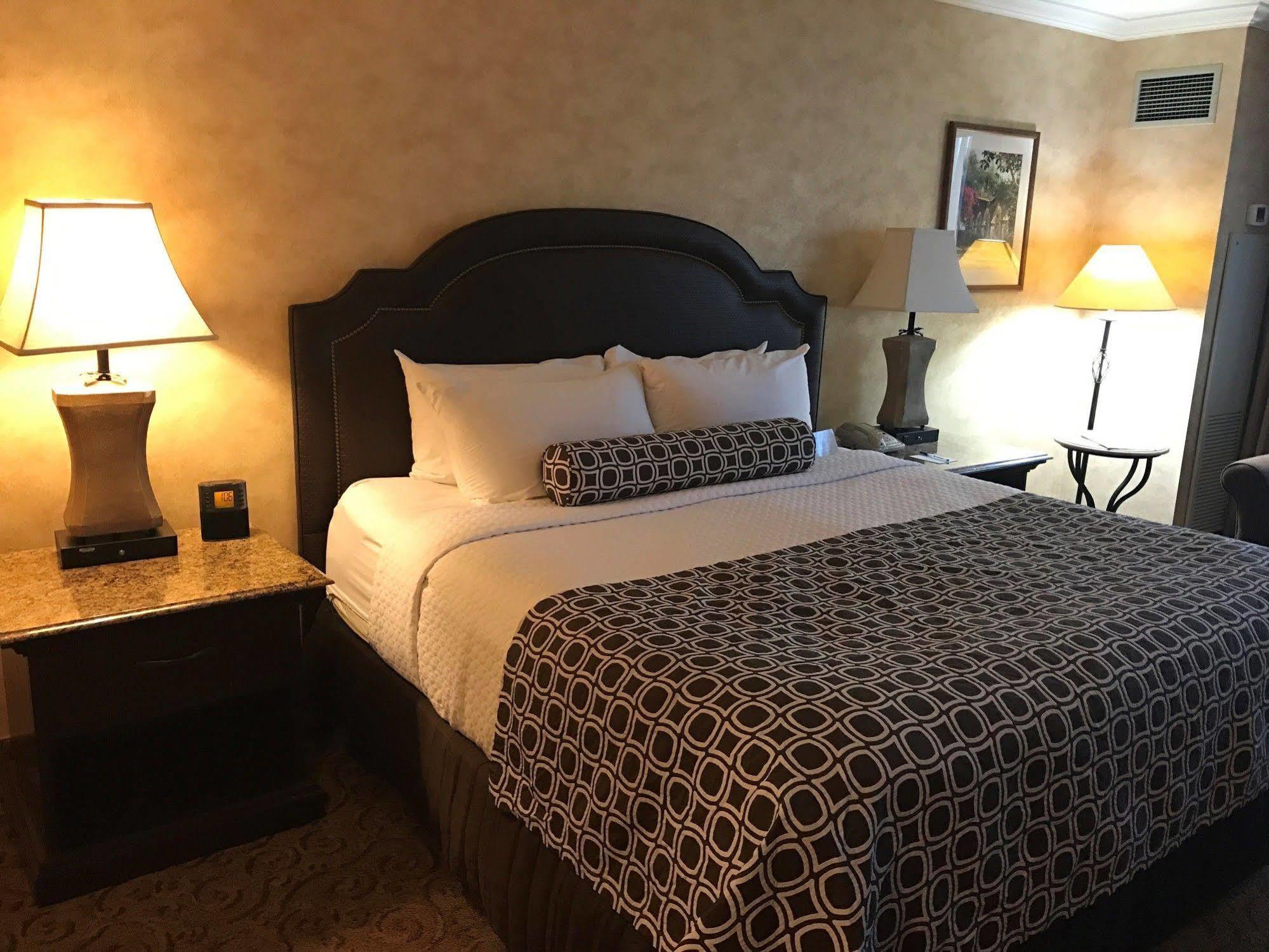Delta Hotels By Marriott Anaheim Garden Grove Zewnętrze zdjęcie